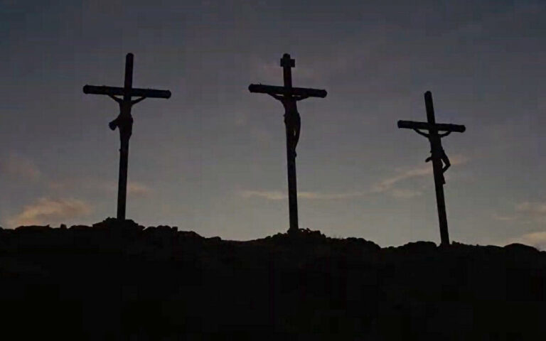 2. Luke and Mark’s Account of the Crucifixion